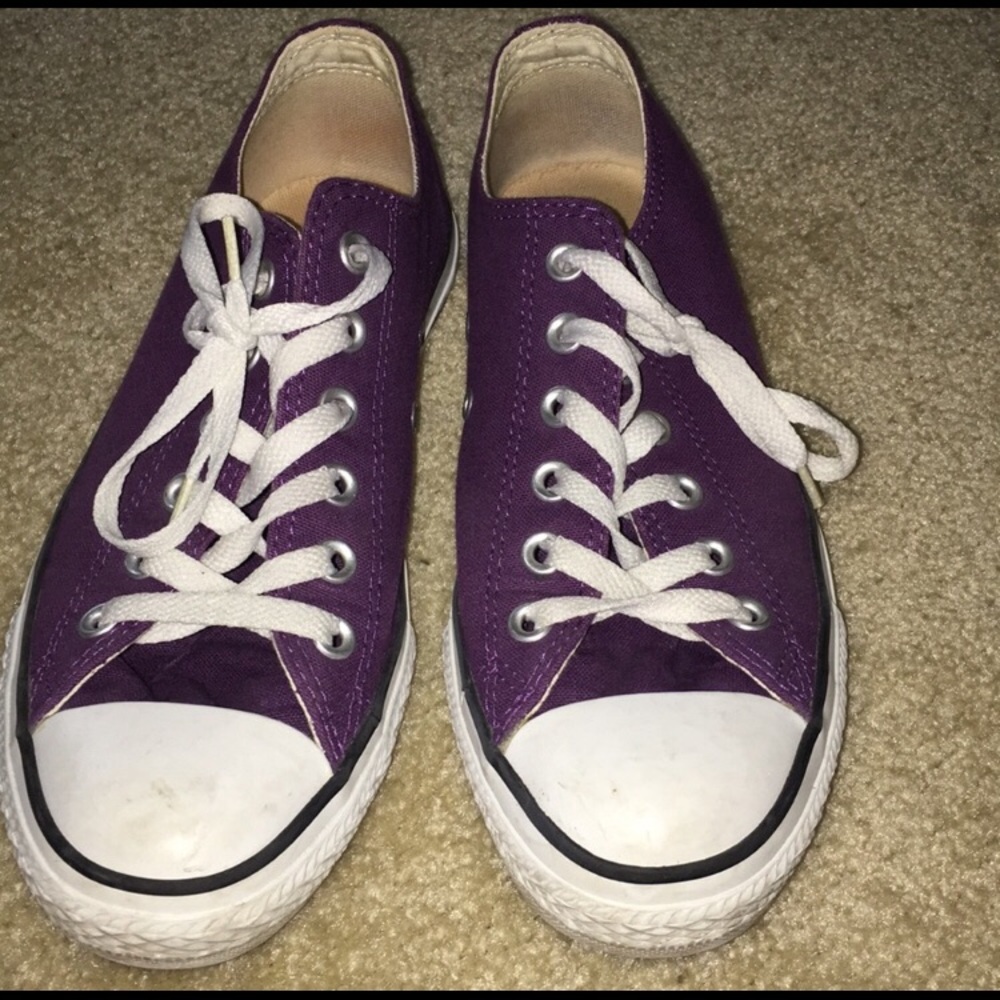 Converse Sneakers (Relisted).
